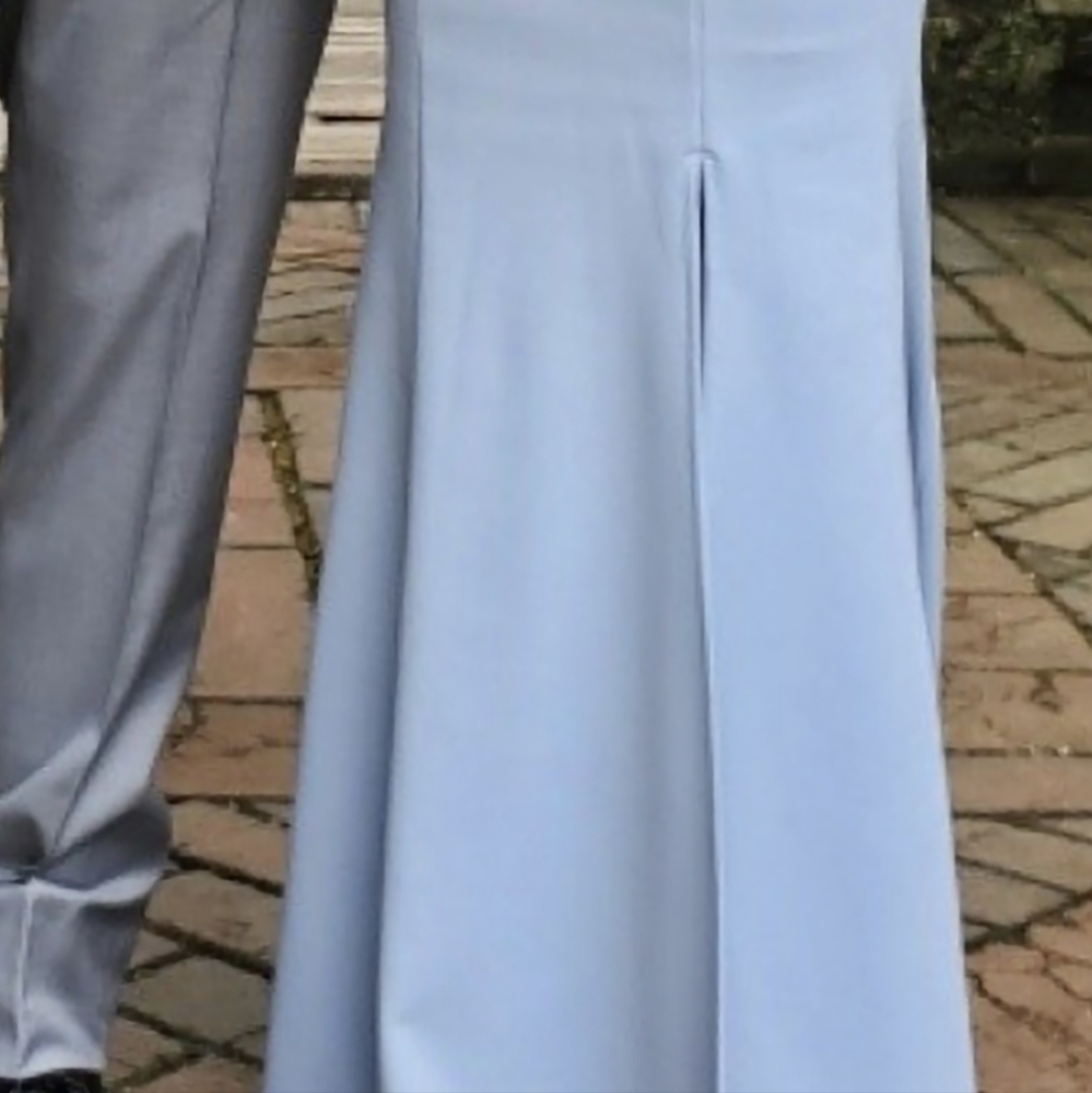 Prom gown - Picture 5 of 5